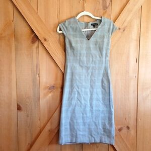 Final sale Banana Republic Light blue and gray plaid fitted dress